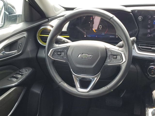 Certified 2025 Chevrolet Trax ACTIV w/ Driver Confidence Package FWD image 24