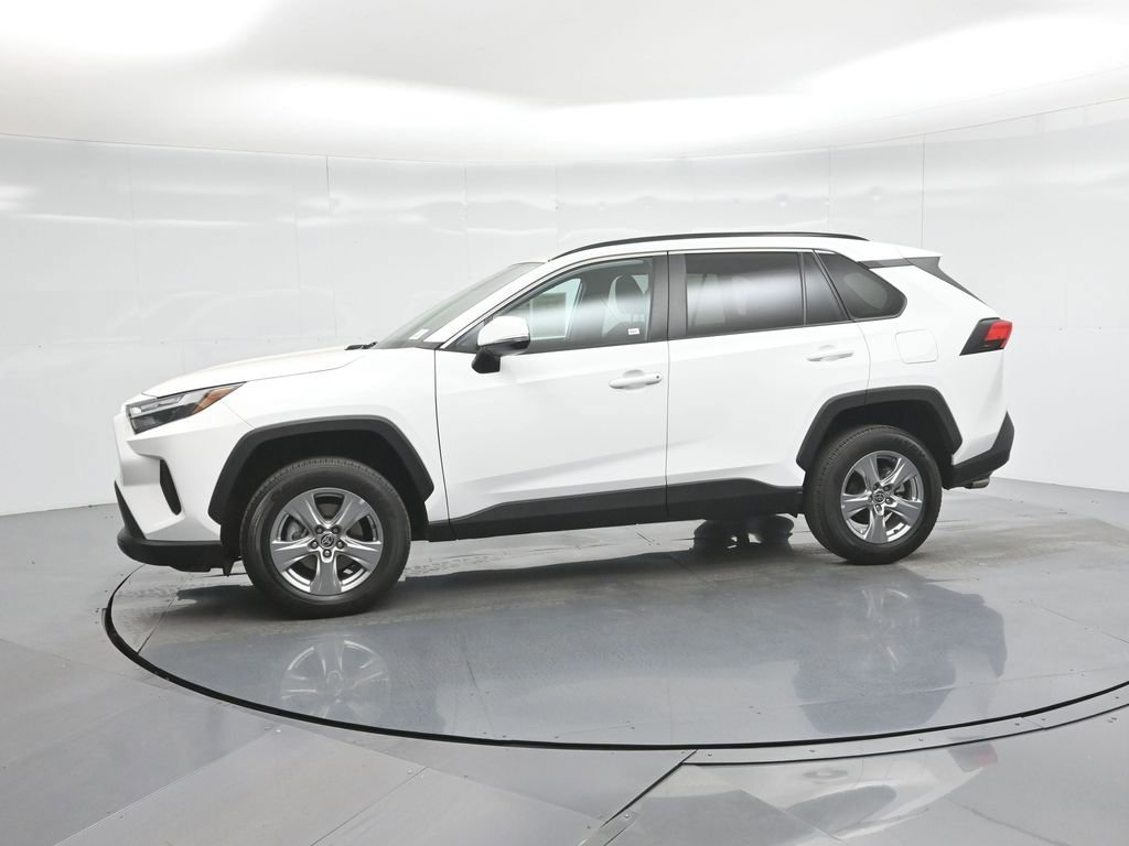 Used 2024 Toyota RAV4 XLE image 30