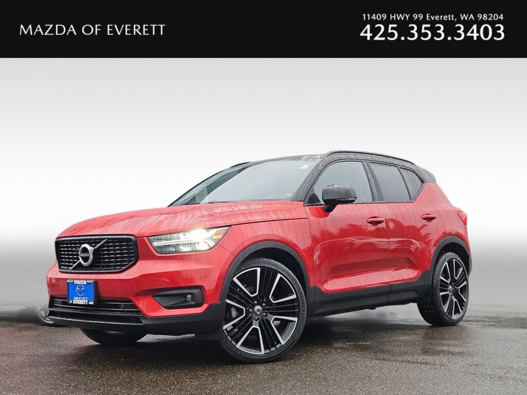 Used 2020 Volvo XC40 T5 R-Design