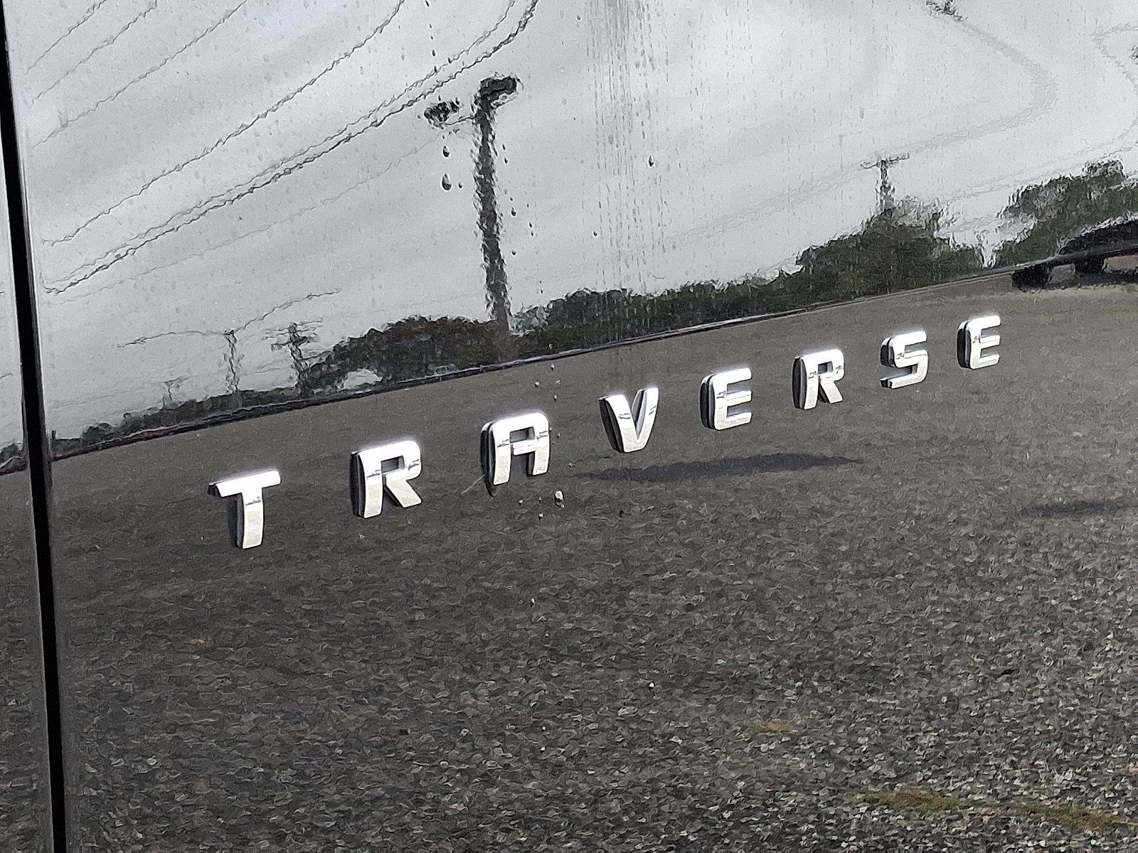 Used 2020 Chevrolet Traverse LT image 31