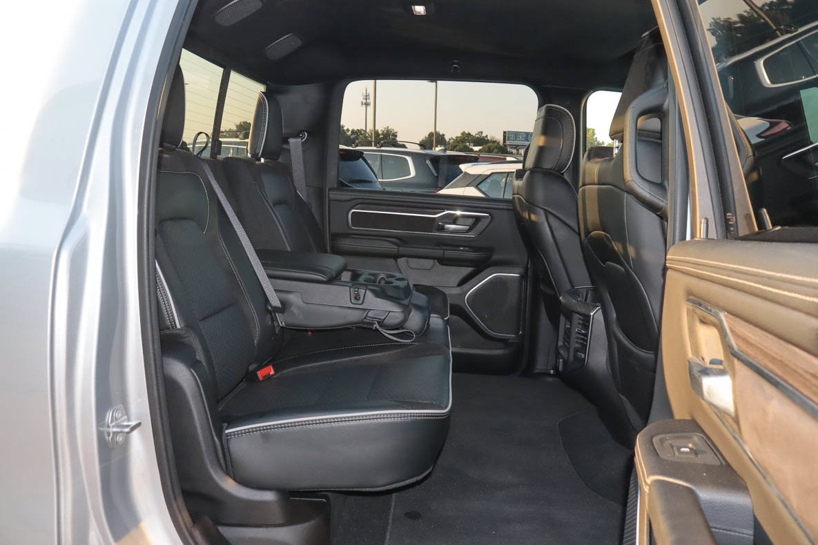 Used 2026 RAM 1500 Laramie AWD/4WD image 28
