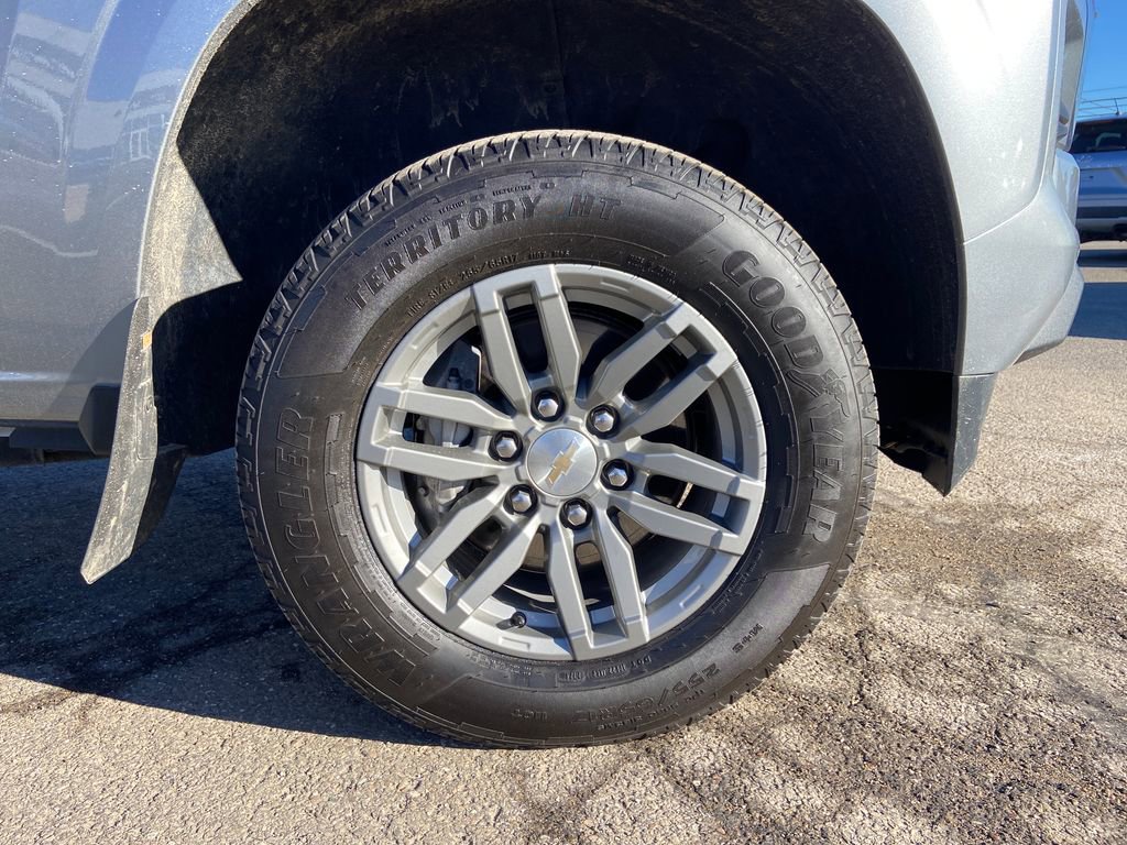 Used 2024 Chevrolet Colorado LT w/ LT Convenience Package II AWD/4WD image 9