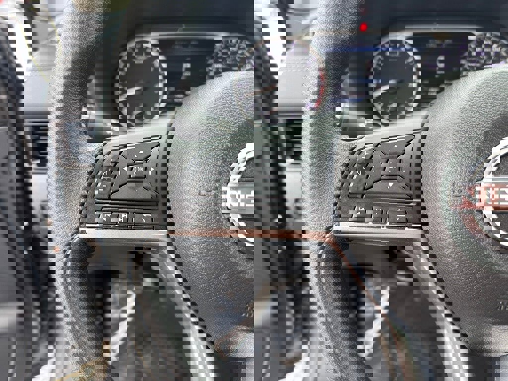 Used 2024 Nissan Sentra SV image 21