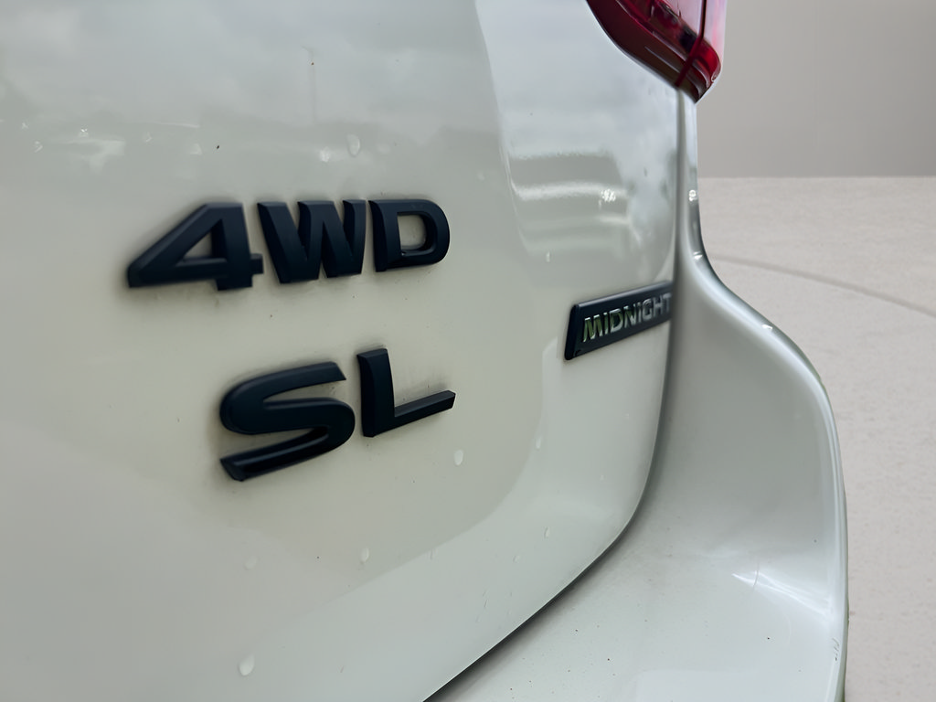 Used 2018 Nissan Pathfinder SL w/ Midnight Edition Package AWD/4WD image 36