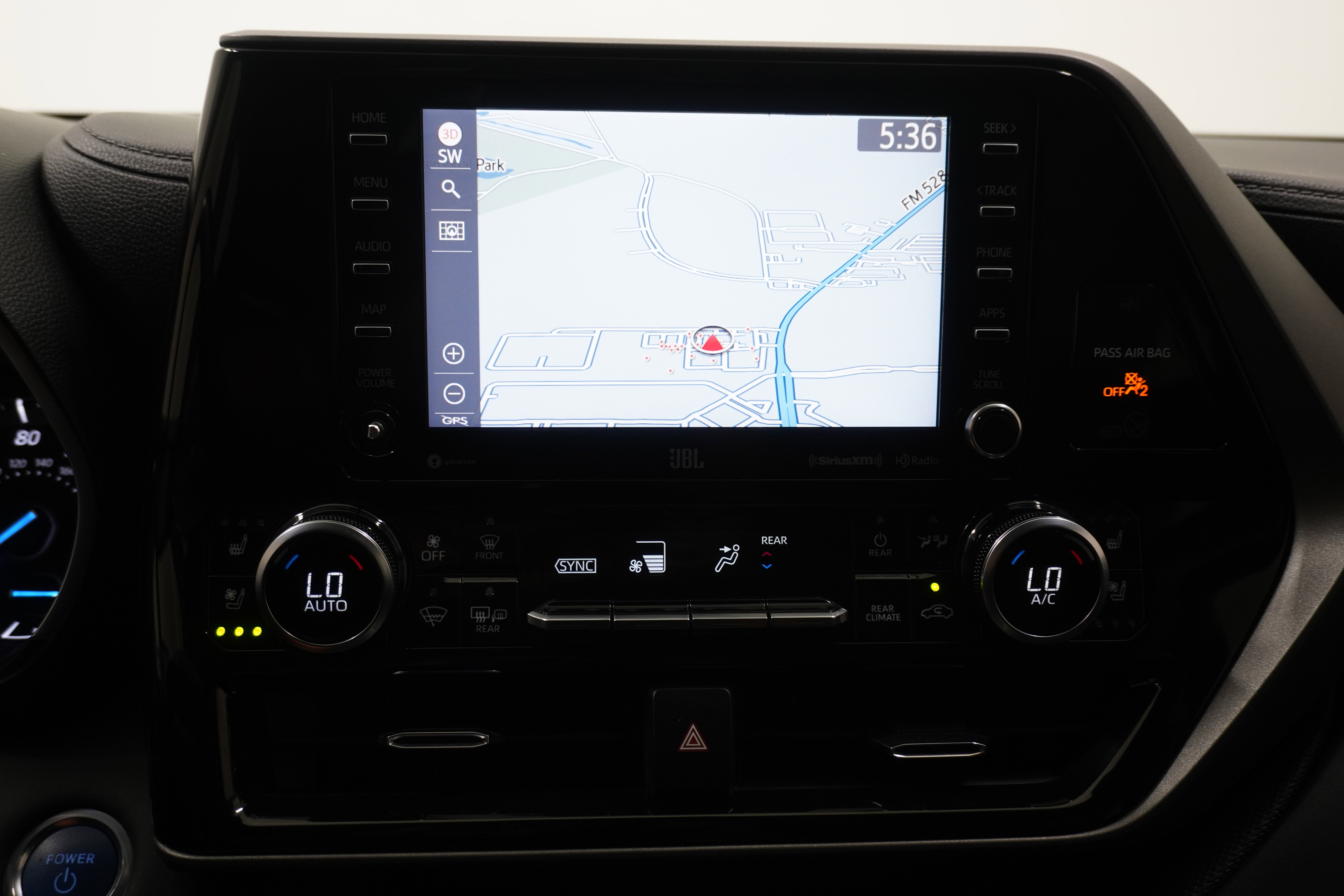 Used 2021 Toyota Highlander Limited image 21