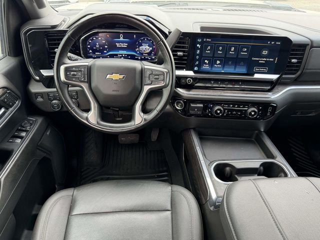 Used 2024 Chevrolet Silverado 2500 LTZ w/ LTZ Convenience Package image 27