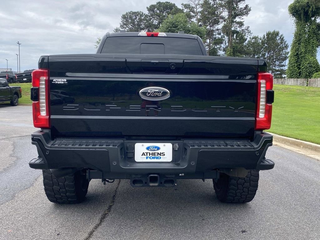 Used 2024 Ford F250 XLT w/ Black Appearance Package AWD/4WD image 4