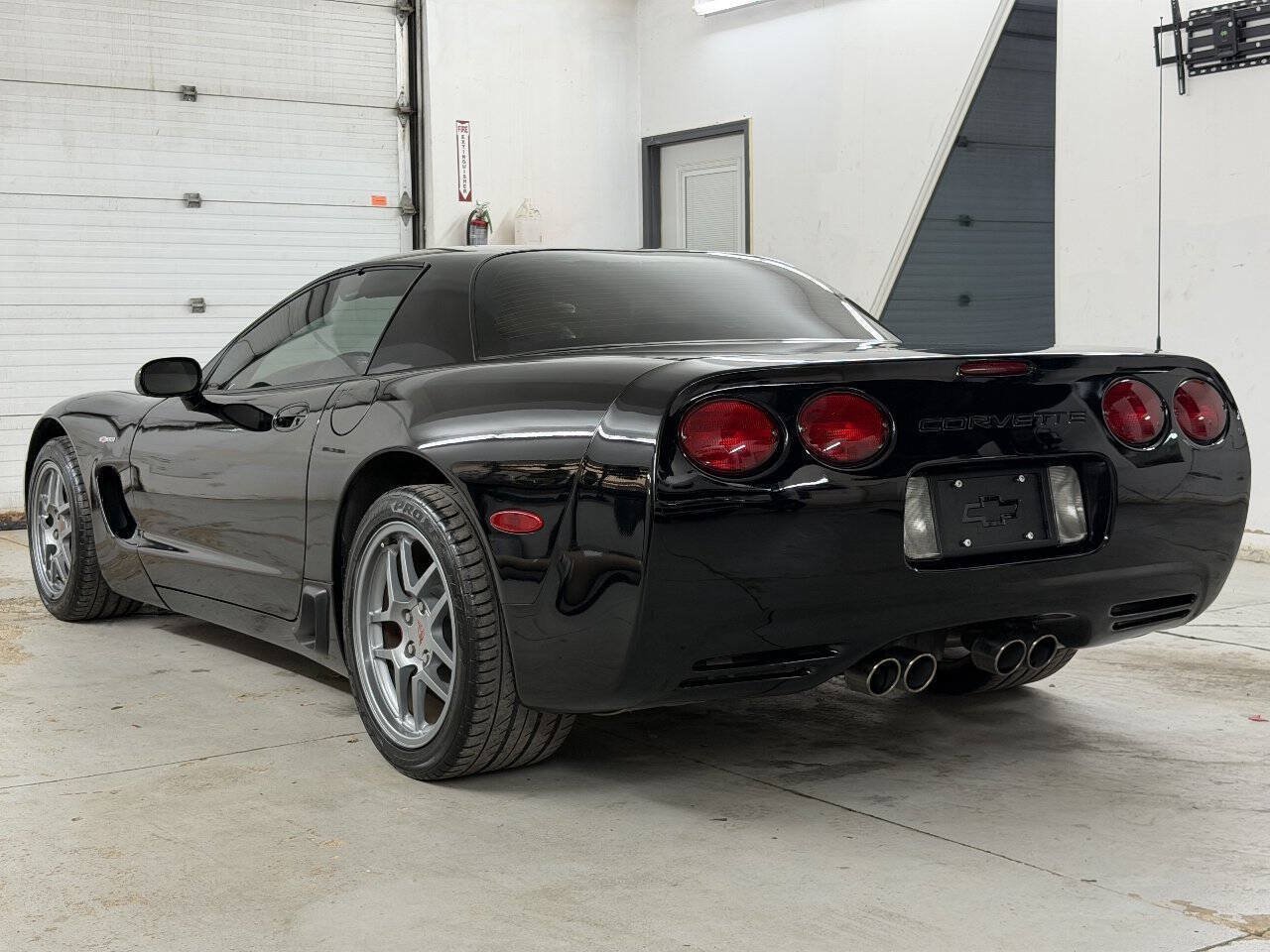 Used 2001 Chevrolet Corvette Z06 RWD image 13