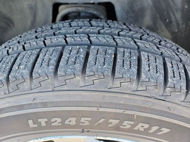 Used 2011 GMC Sierra 1500 SLE w/ Power Tech Package image 28