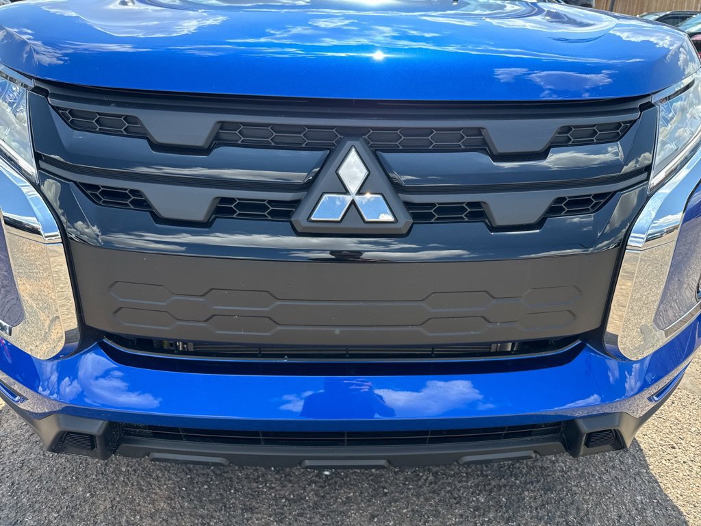 New 2027 Mitsubishi Outlander Sport LE FWD image 42
