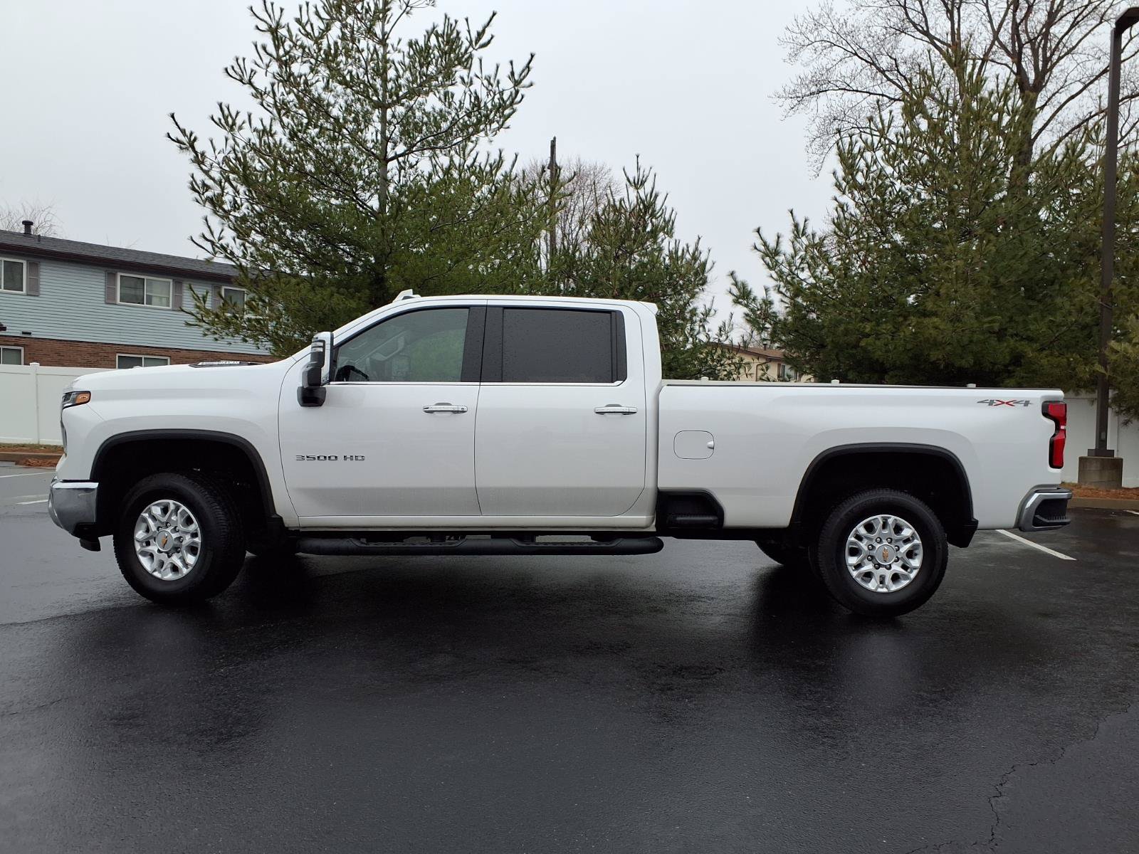 Used 2024 Chevrolet Silverado 3500 LTZ AWD/4WD image 29