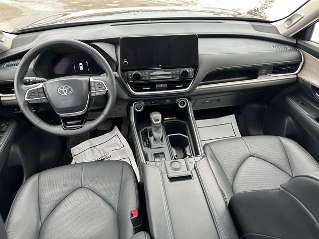 Used 2026 Toyota Grand Highlander Limited image 20