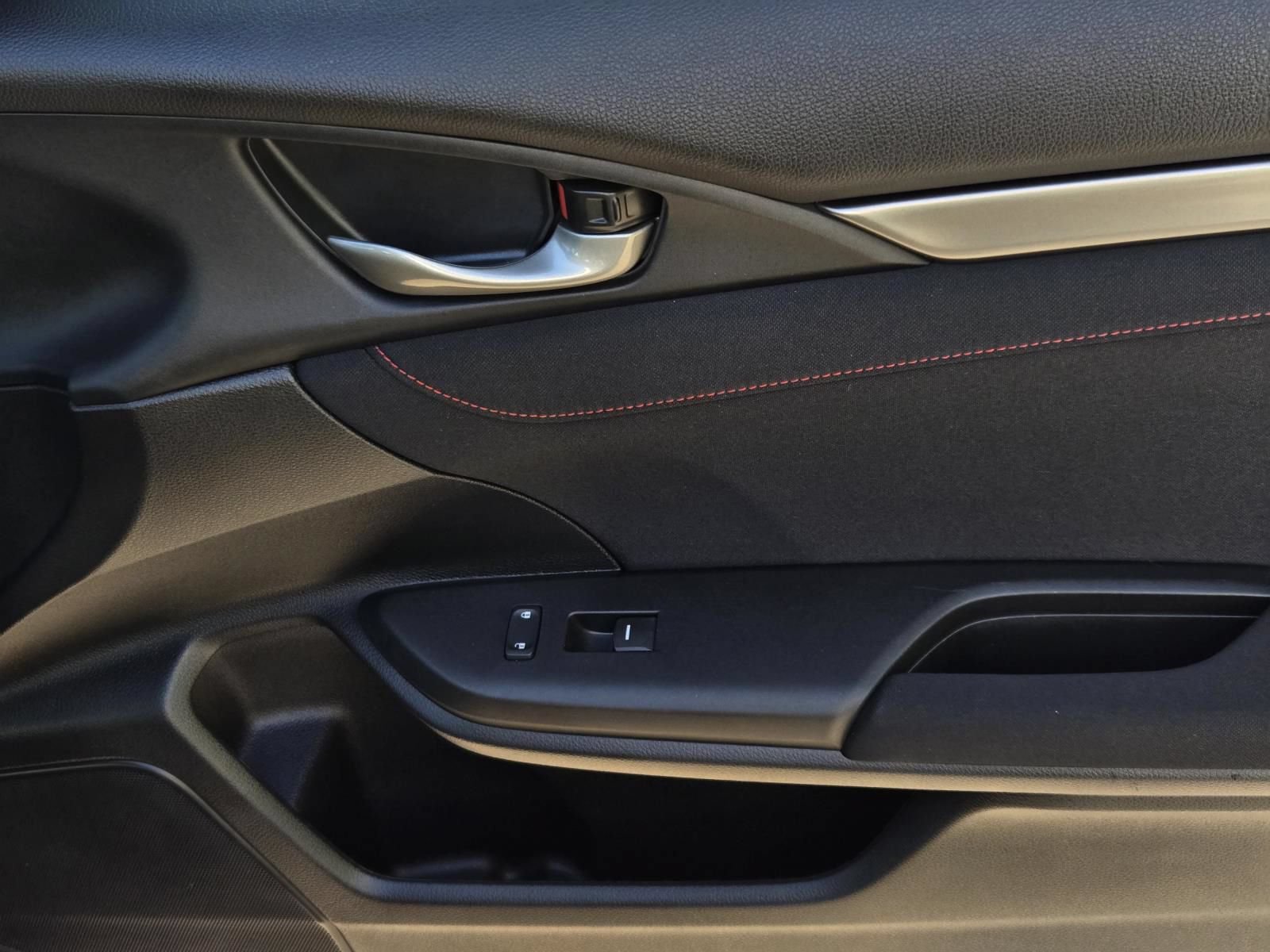 Used 2018 Honda Civic Si image 9