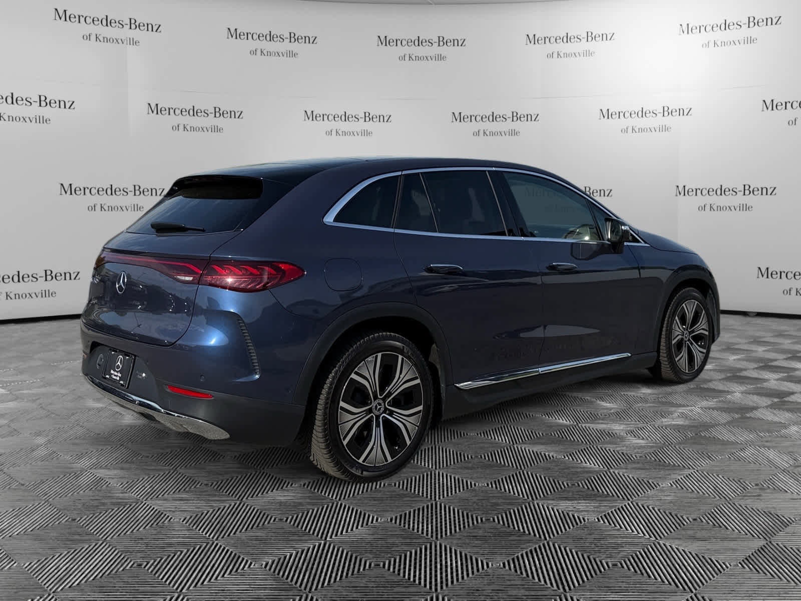 Certified 2023 Mercedes-Benz EQE 350+ SUV image 5