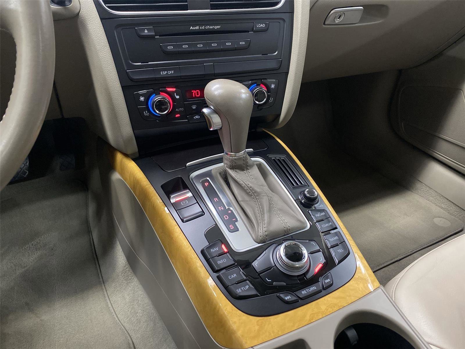 Used 2009 Audi A4 2.0T Premium Plus image 26