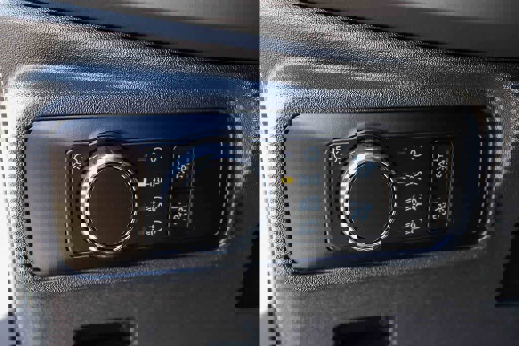 Used 2025 Ford Bronco Big Bend image 24