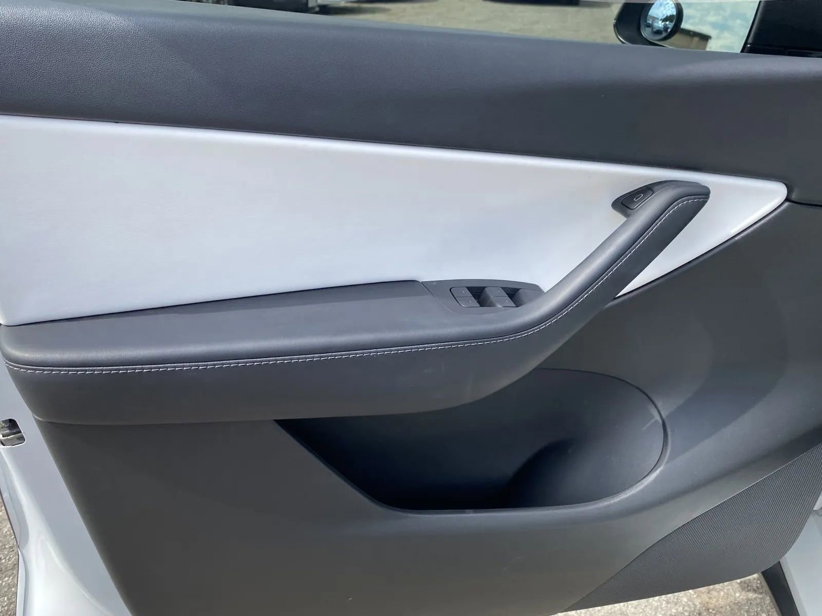 Used 2021 Tesla Model Y Long Range AWD/4WD image 12