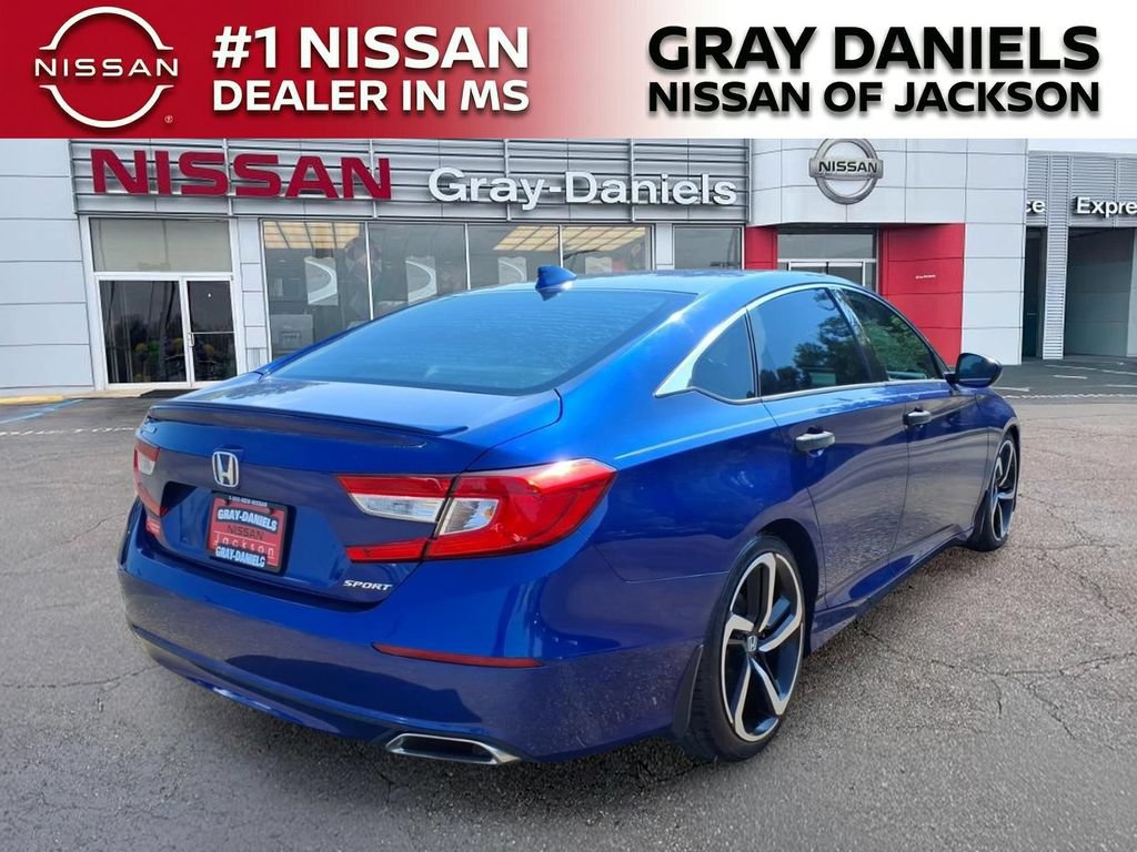 Used 2018 Honda Accord Sport image 7