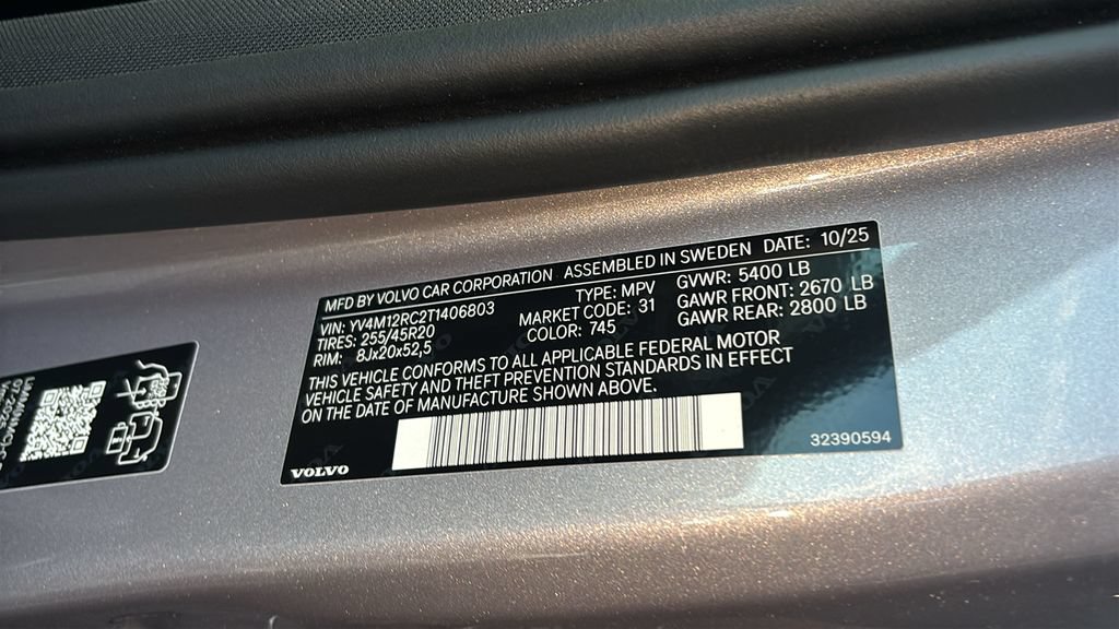New 2026 Volvo XC60 B5 Plus w/ Protection Package Premier AWD/4WD image 35
