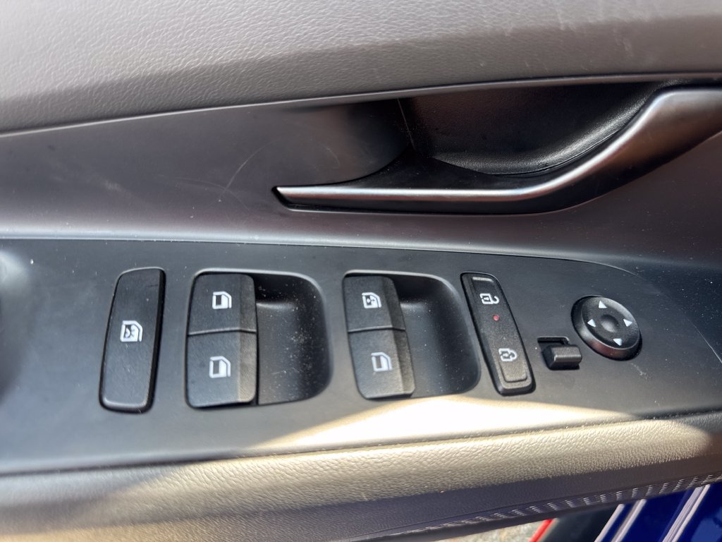 Used 2026 Hyundai Elantra N FWD image 18