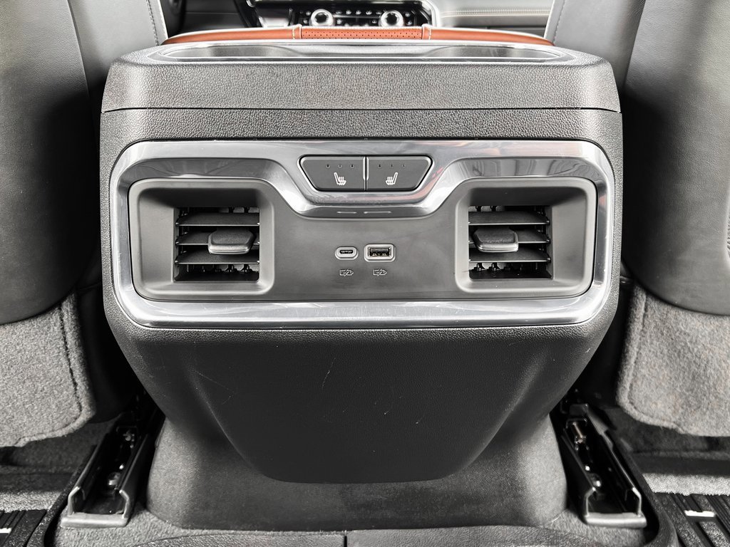 Used 2025 GMC Sierra 3500 Denali Ultimate image 26