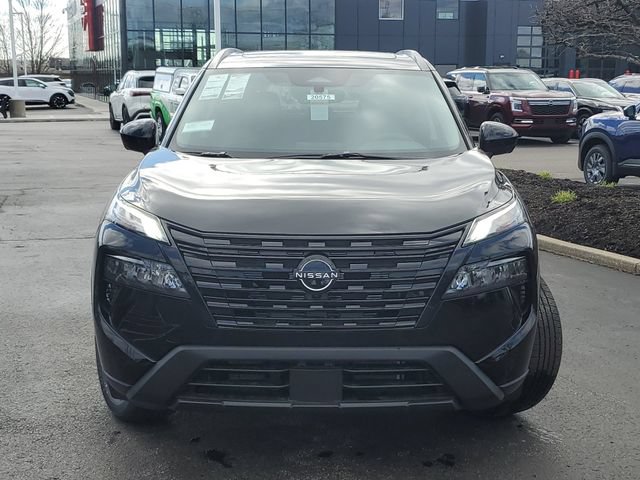 New 2026 Nissan Rogue Dark Armor AWD/4WD image 2