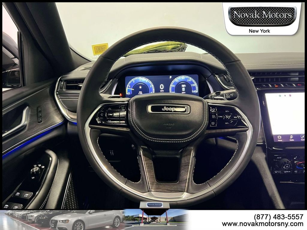 Used 2024 Jeep Grand Cherokee Overland w/ Trailer Tow Package image 16