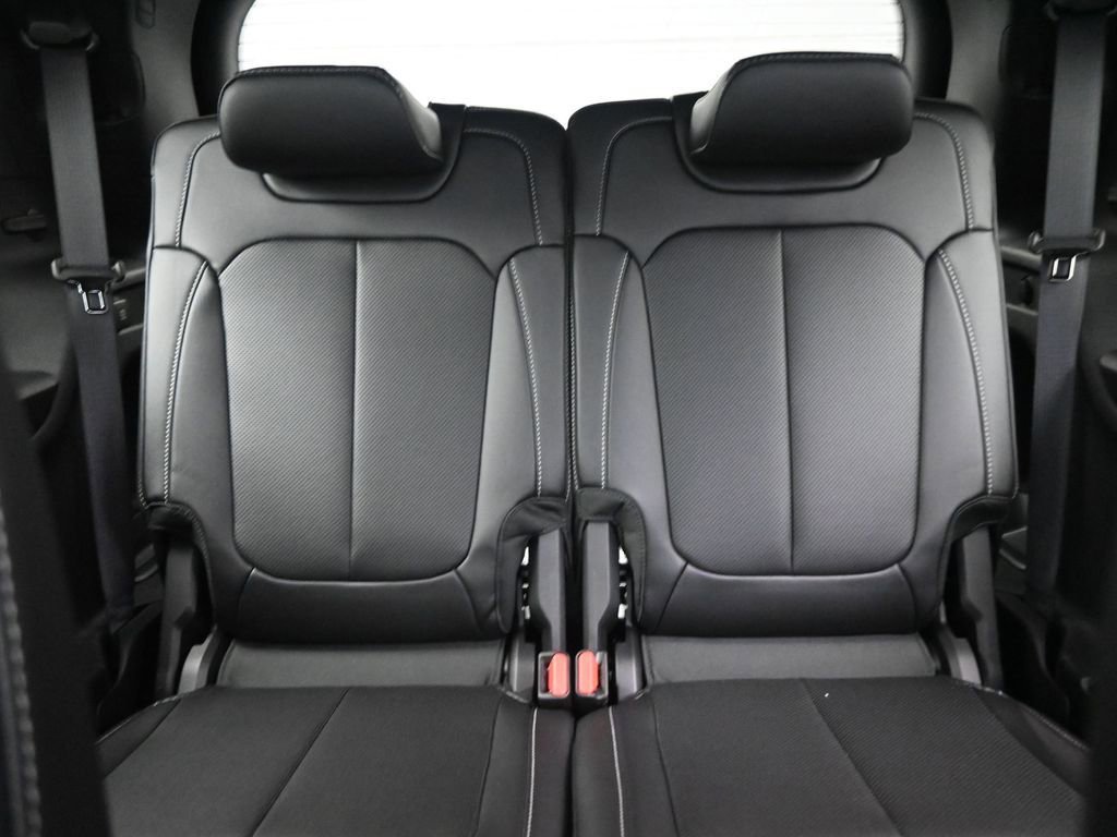 New 2025 Jeep Grand Cherokee L Limited w/ Luxury Tech Group II image 16