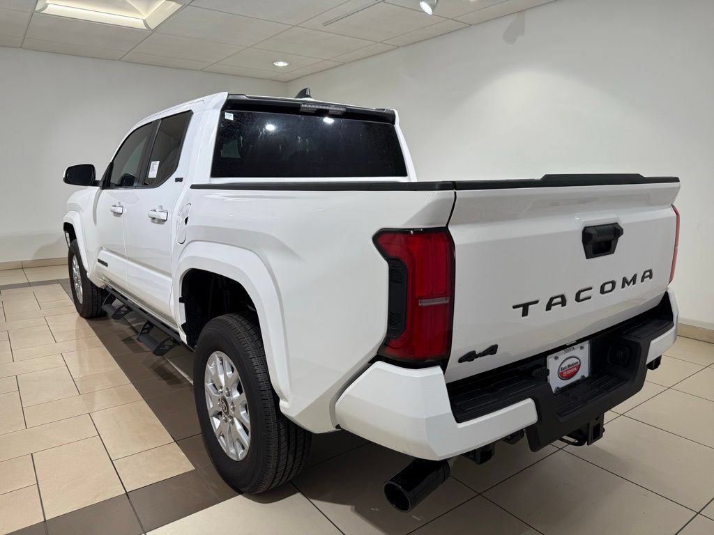 New 2026 Toyota Tacoma SR5 AWD/4WD image 3