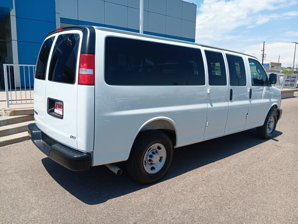 Used 2025 Chevrolet Express 3500 LS RWD image 5