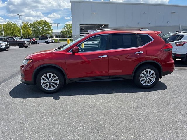 Used 2017 Nissan Rogue SV w/ SV Premium Package AWD/4WD image 15