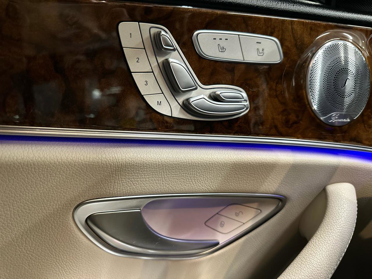 Used 2019 Mercedes-Benz E 300 4MATIC w/ Premium 1 Package image 28