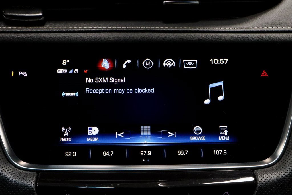 Used 2019 Cadillac XT5 Base image 3