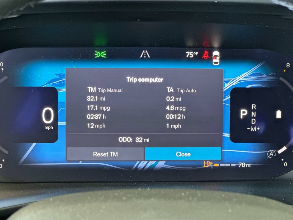 New 2026 Volvo XC40 B5 Plus w/ Climate Package AWD/4WD image 27