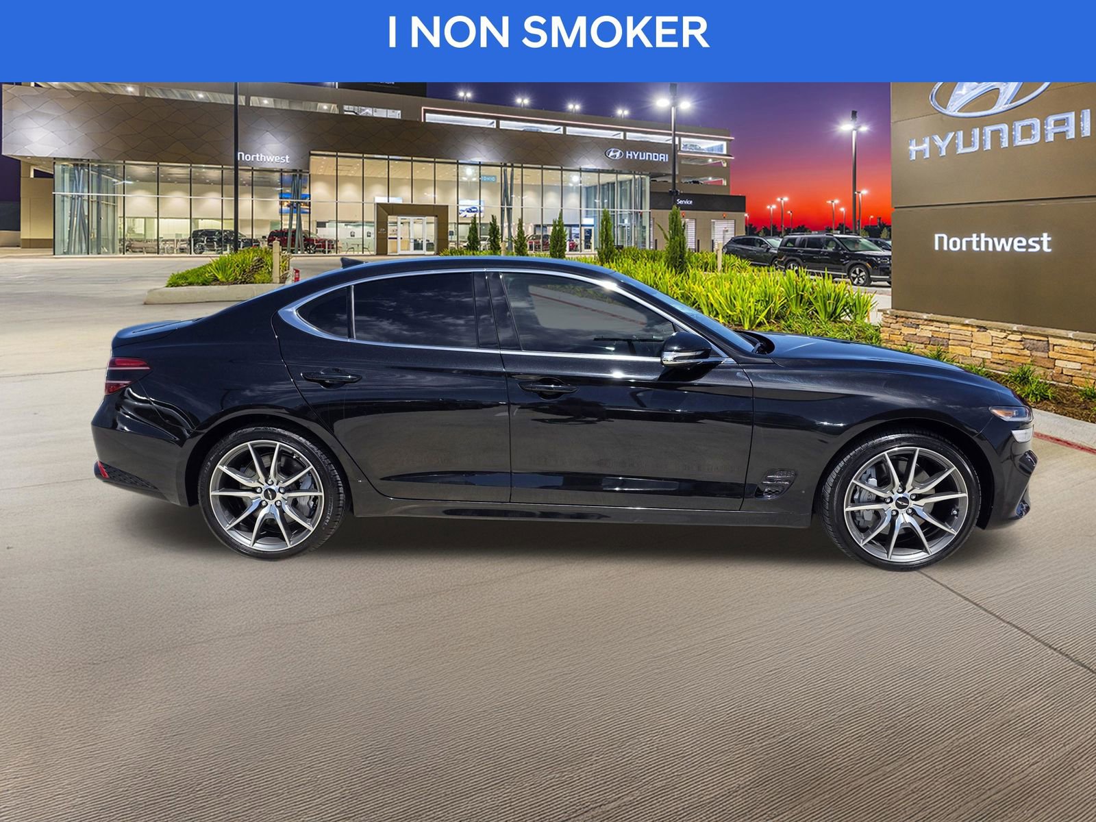 Used 2025 Genesis G70 2.5T image 6