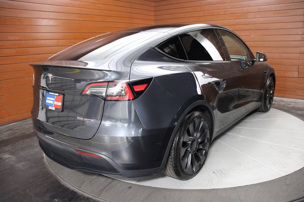 Used 2024 Tesla Model Y Performance AWD/4WD image 8