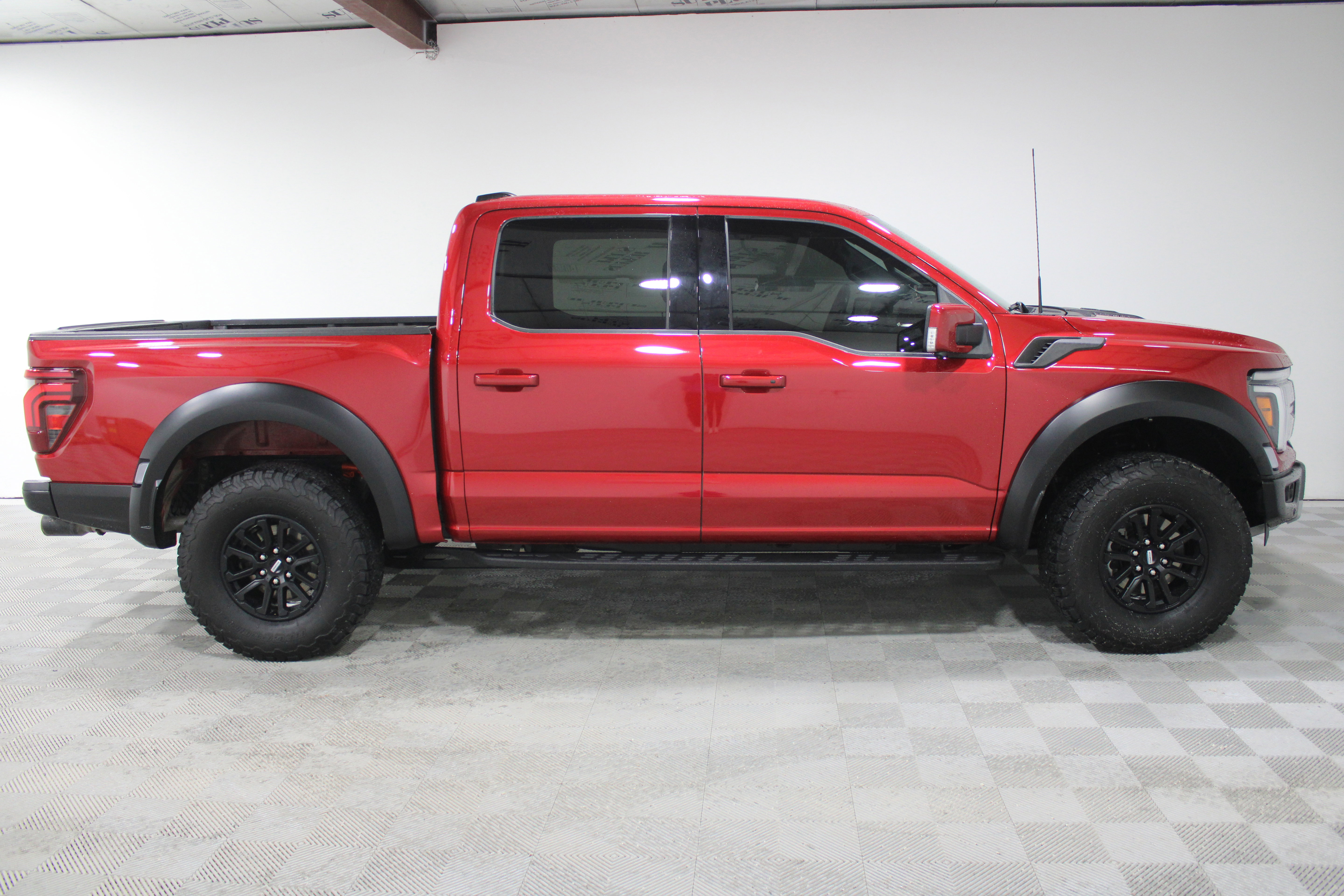 Used 2025 Ford F150 Raptor image 24