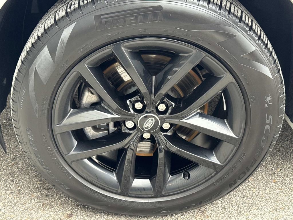 Certified 2025 Land Rover Discovery Sport S AWD/4WD image 10