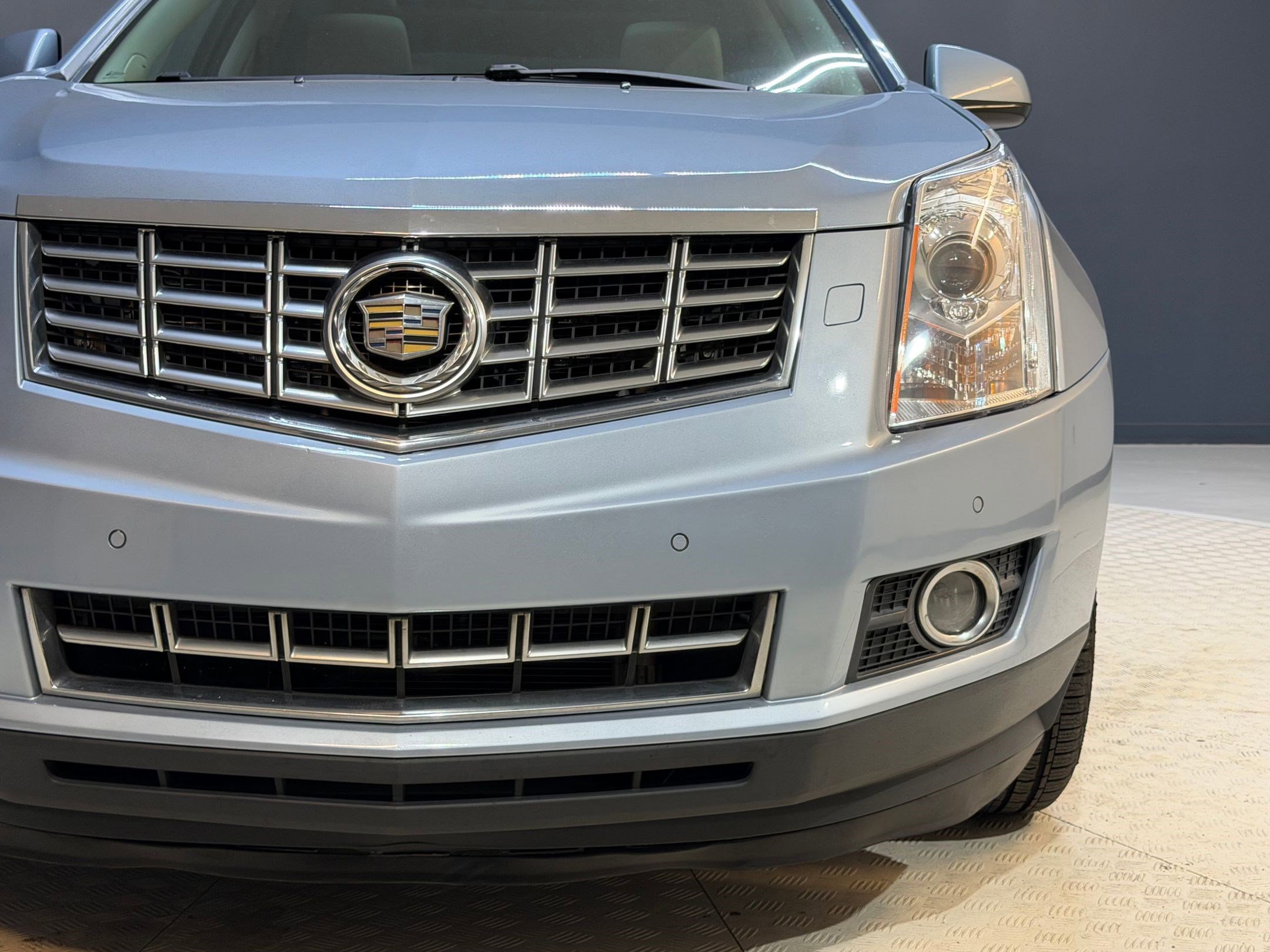 Used 2013 Cadillac SRX Performance w/ Driver Awareness Package image 22