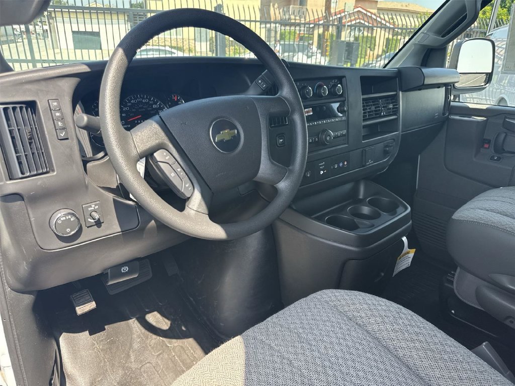 New 2026 Chevrolet Express 2500 w/ Driver Convenience Package RWD image 9