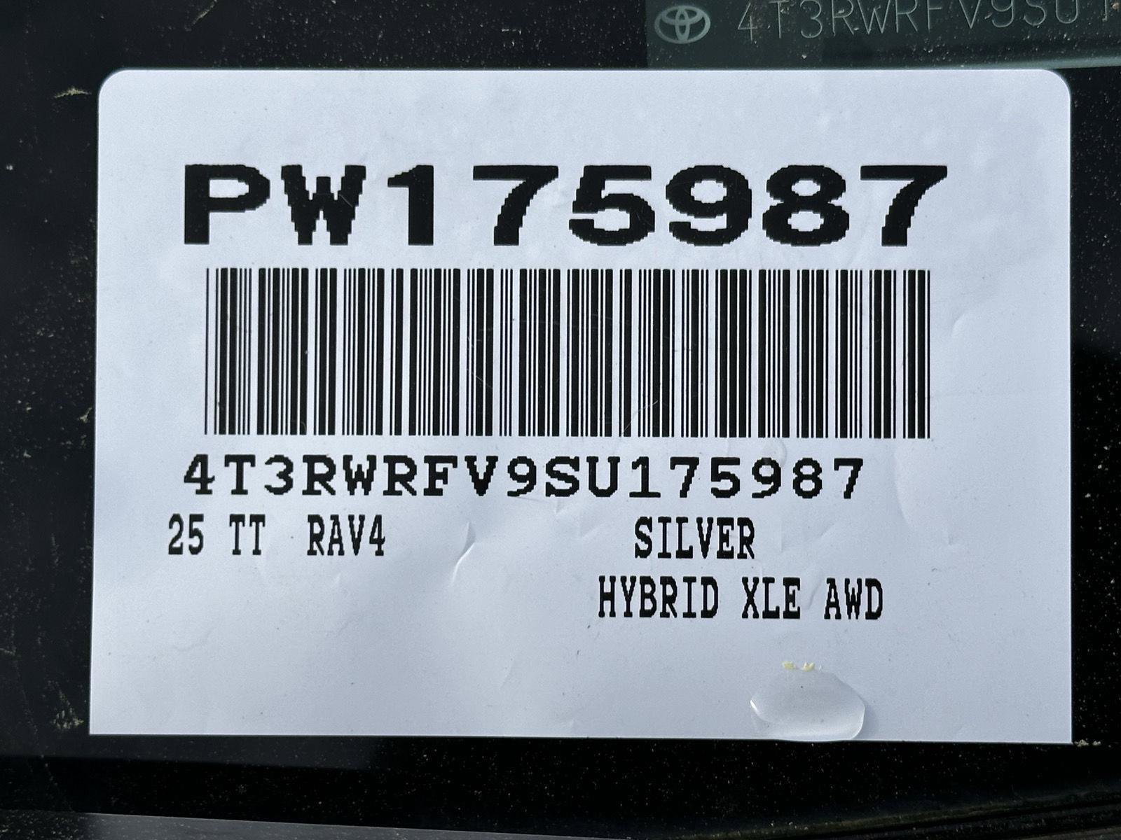 Used 2025 Toyota RAV4 XLE image 15