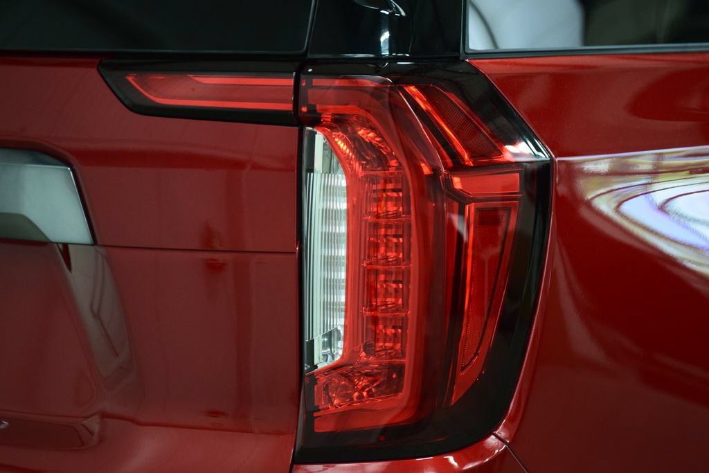 Used 2024 GMC Yukon AT4 AWD/4WD image 21