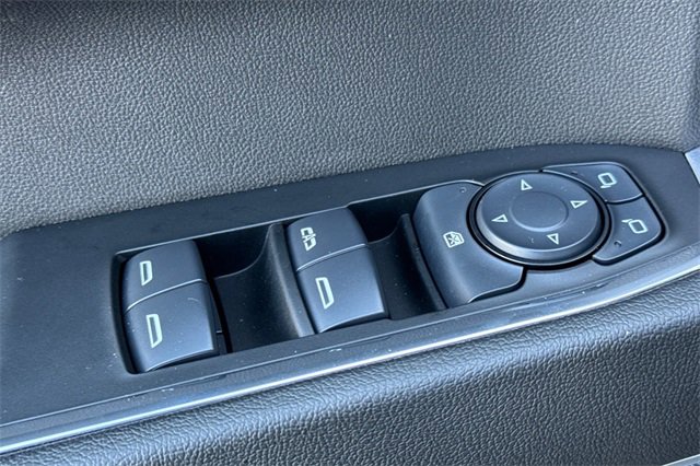 Used 2025 GMC Sierra 1500 Elevation image 12