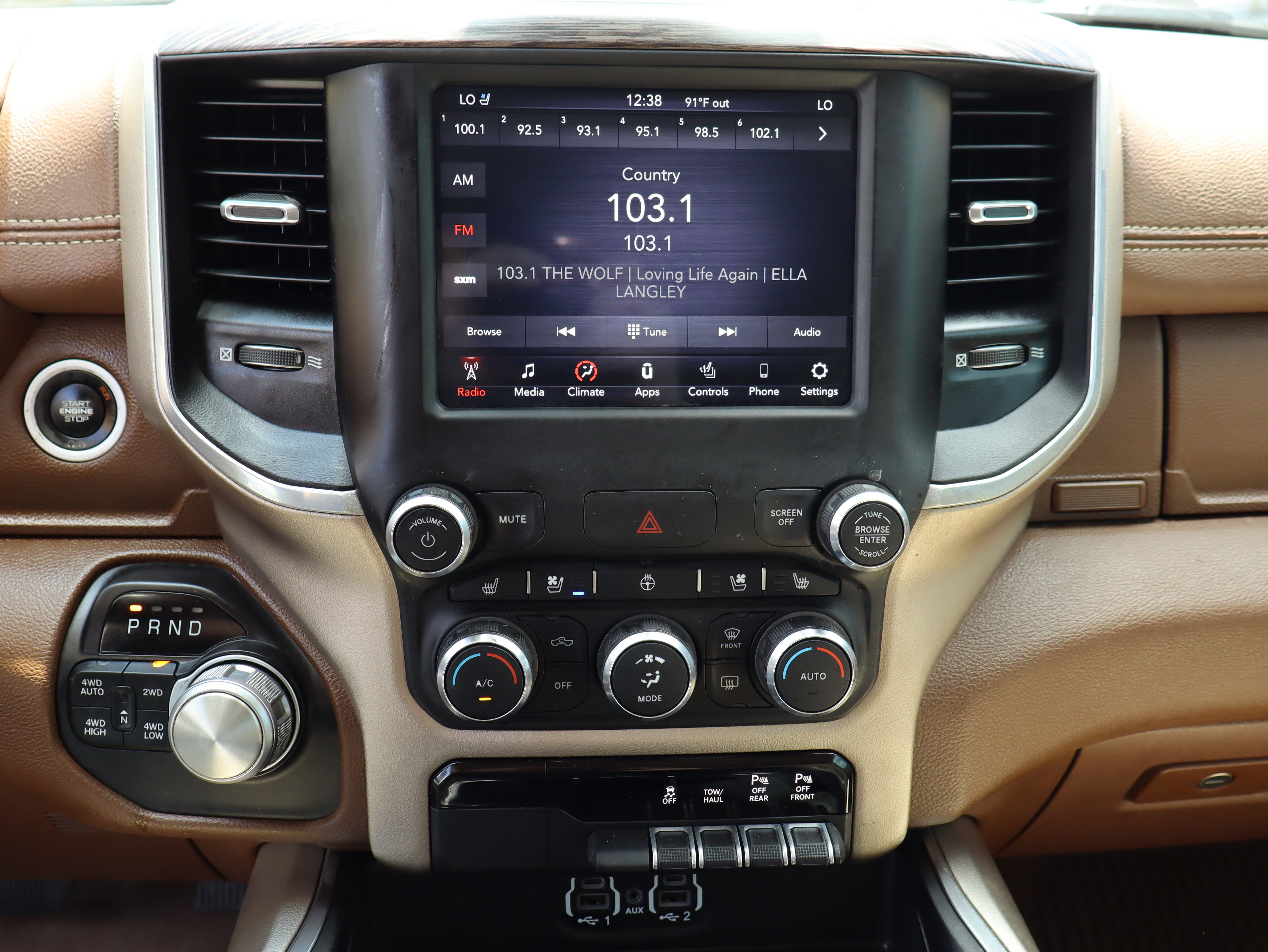 Used 2020 RAM 1500 Laramie AWD/4WD image 32