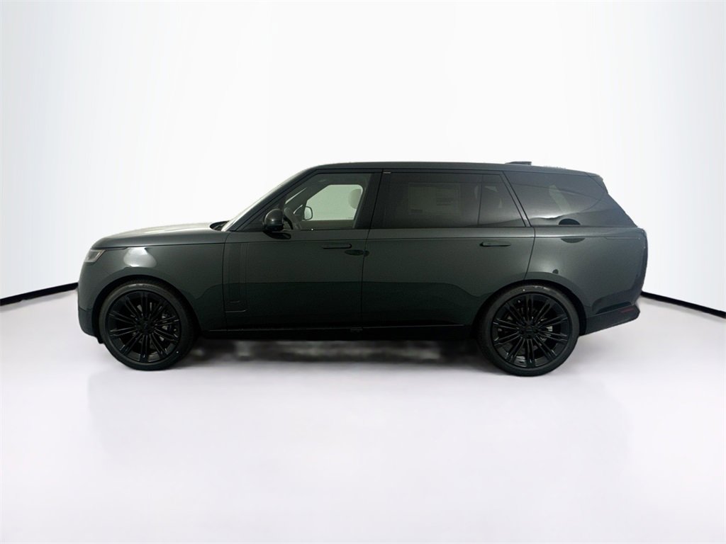New 2026 Land Rover Range Rover Long Wheelbase SE image 8