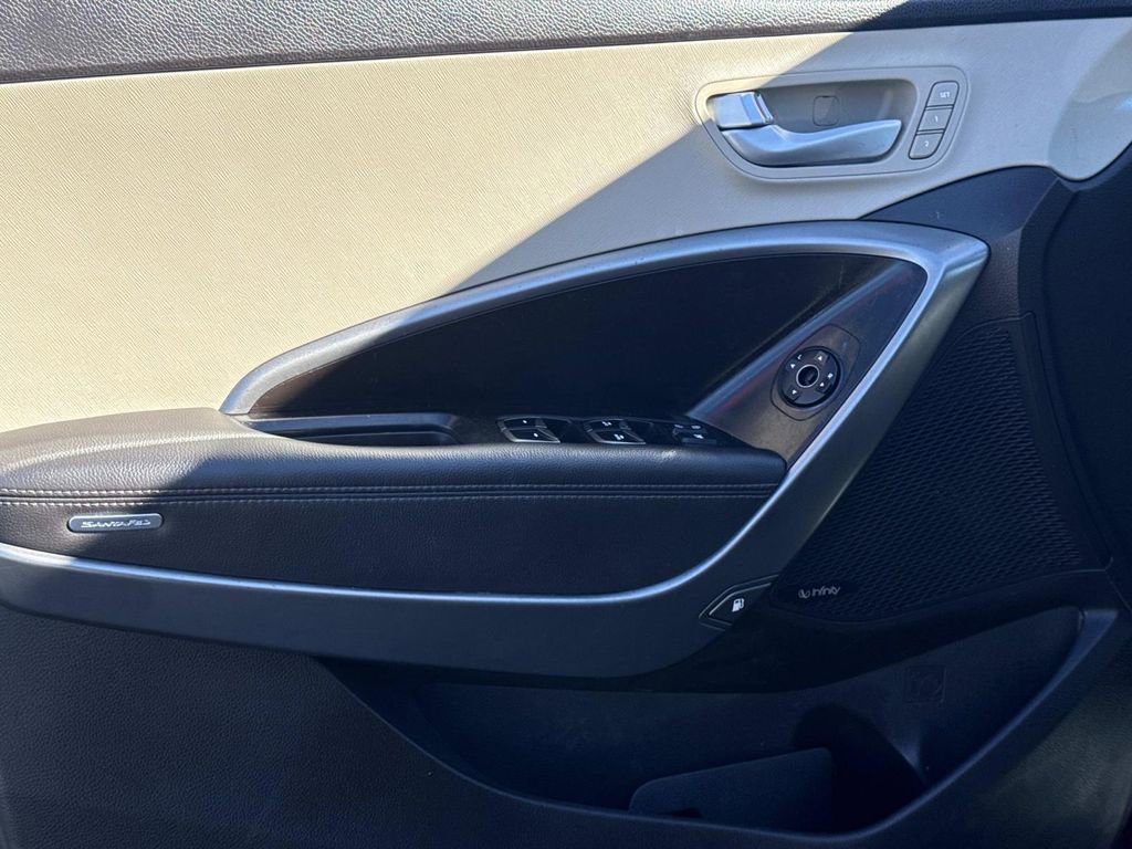 Used 2017 Hyundai Santa Fe Sport w/ 2.0T Ultimate Tech Package 05 image 20