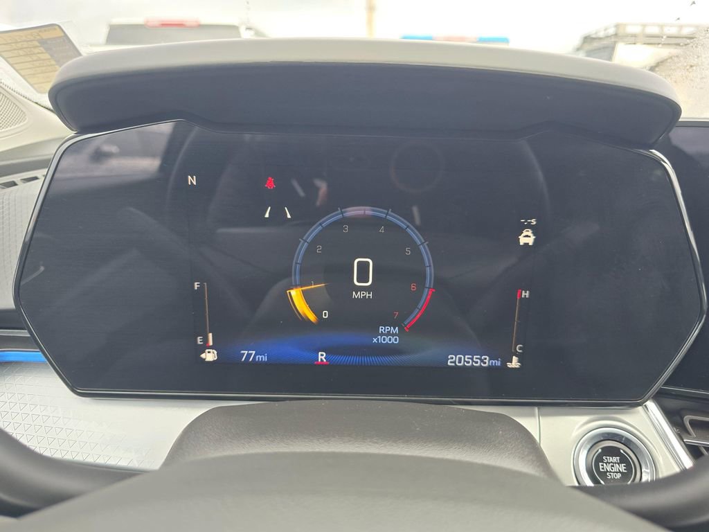 Certified 2025 Chevrolet Trax LT w/ LT Convenience Package FWD image 30