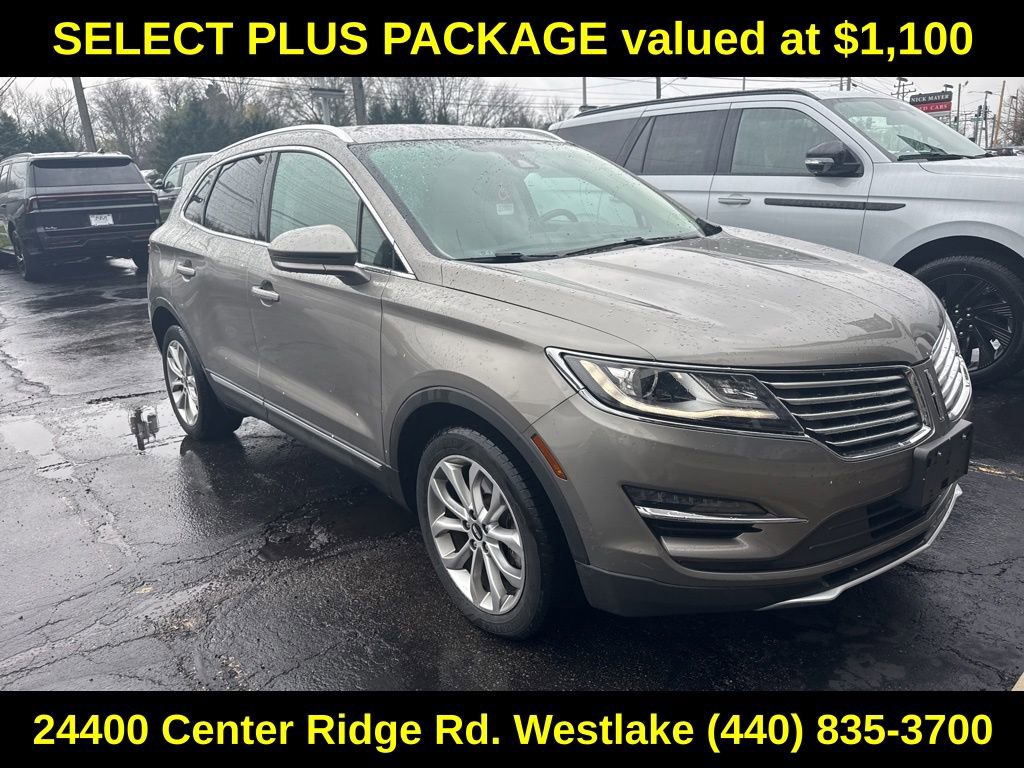 Used 2016 Lincoln MKC Select w/ Select Plus Package AWD/4WD image 3