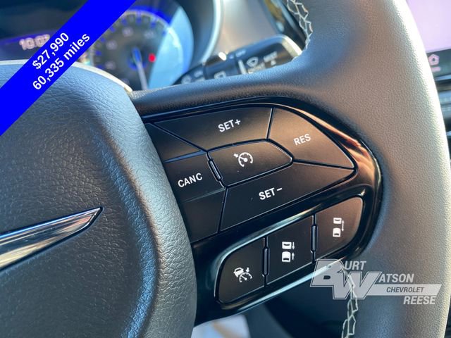 Used 2023 Chrysler Pacifica Touring-L w/ S Appearance Package image 30