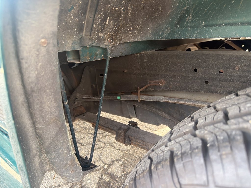 Used 1996 GMC Sierra 1500 4x4 Regular Cab image 27